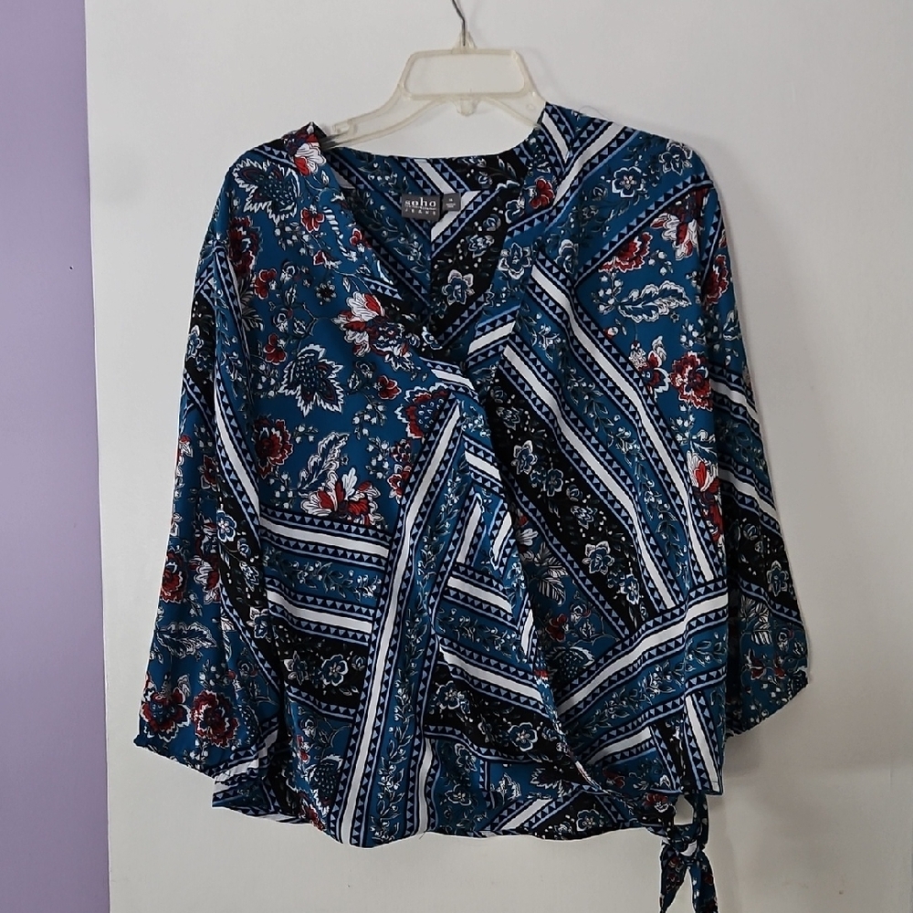 Kohl's Blue Floral Women's Top
